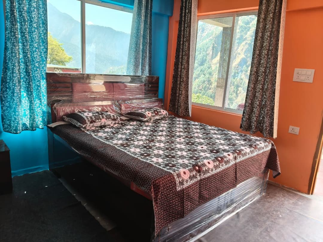Garhwal Homestay Single Room